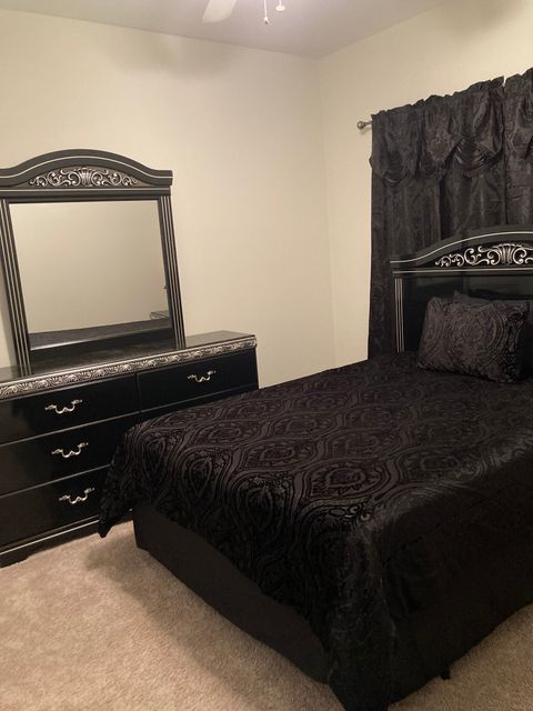 Private Room in 3Bed.2Bath