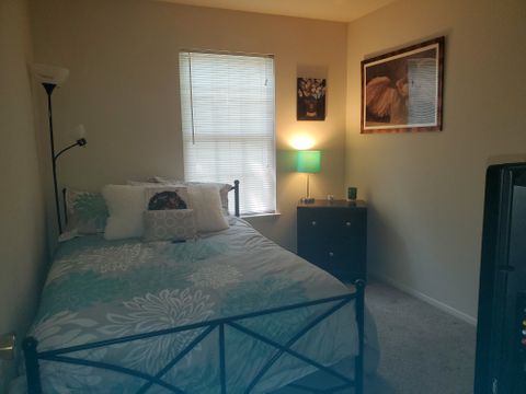 Private Room in 3Bed.2.5Bath