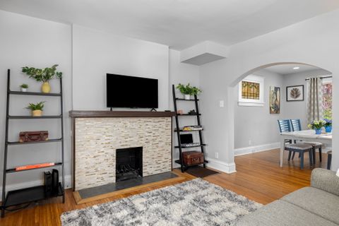 Entire Place 2Bed.1Bath