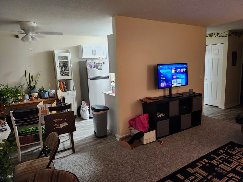 roommates in Hopkins Room2Bed.1Bath - cirtru.com
