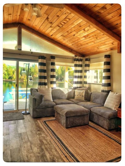 Entire Place 3Bed.1Bath