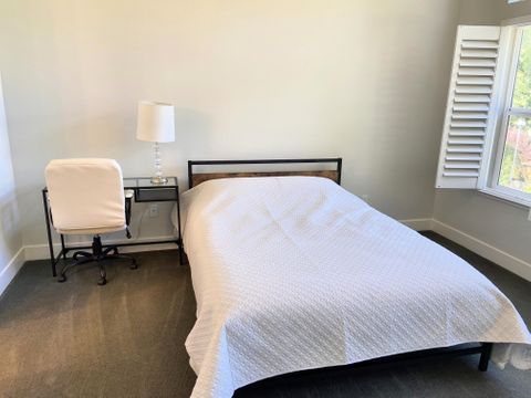 Private Room in 7Bed.3Bath