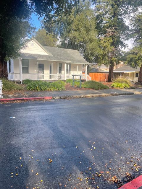 Entire Place 2Bed.1Bath