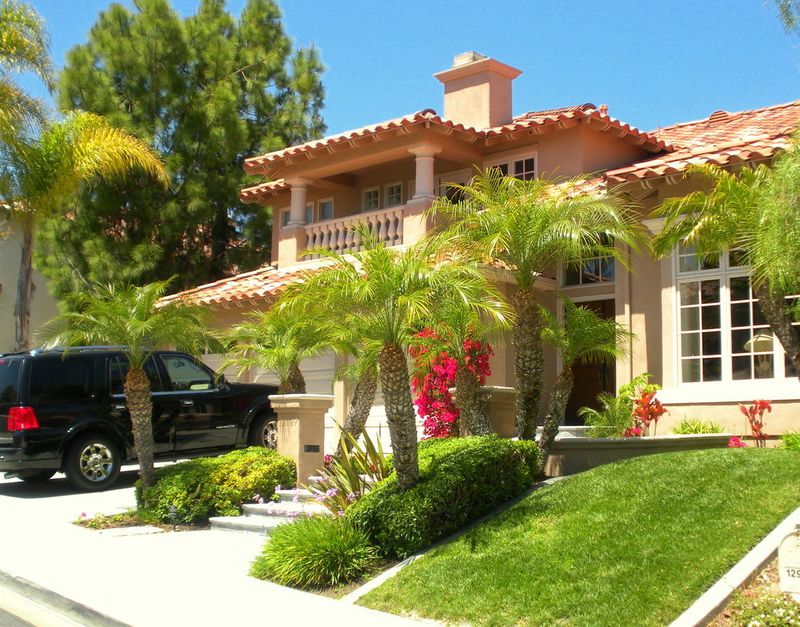 roommates in San Diego Room5Bed.5Bath - cirtru.com