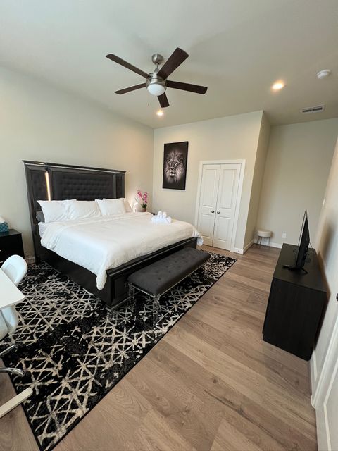 Entire Place 3Bed.2.5Bath