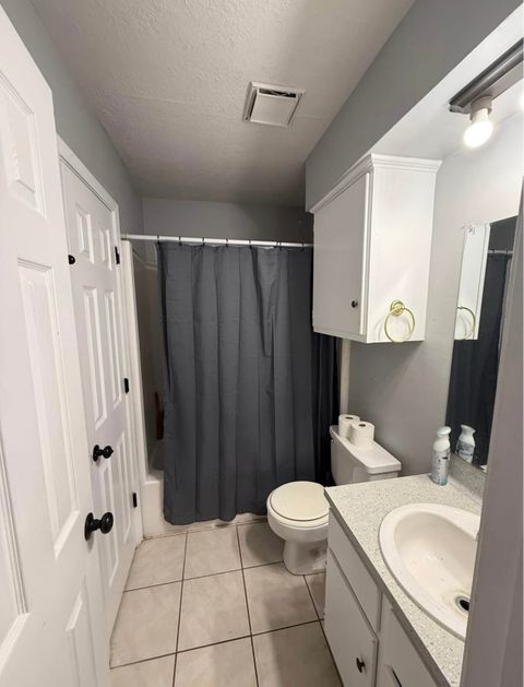 Private Room in 2Bed.1.5Bath