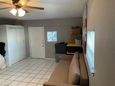 Private Room in 1Bed.1Bath
