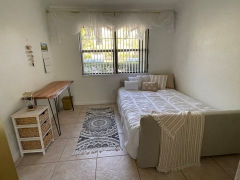 Room2Bed.2Bath