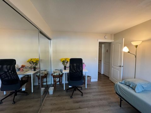 Private Room in 2Bed.2Bath