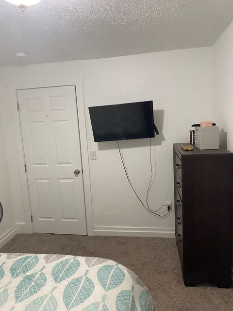 Private Room in 1Bed.1.5Bath