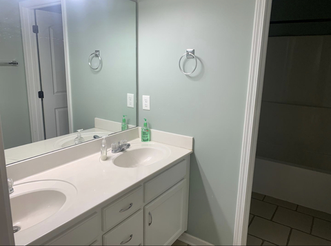 Private Room in 3Bed.2Bath