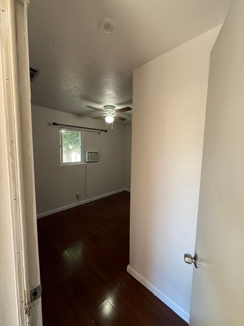 Private Room in 1Bed.1Bath