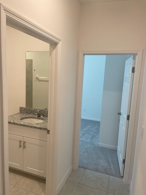 Private Room in 1Bed.1Bath