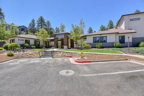 Private Room in 3Bed.2Bath