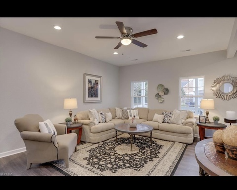 Private Room in 3Bed.3Bath