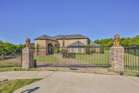 Private Room in 6Bed.7Bath