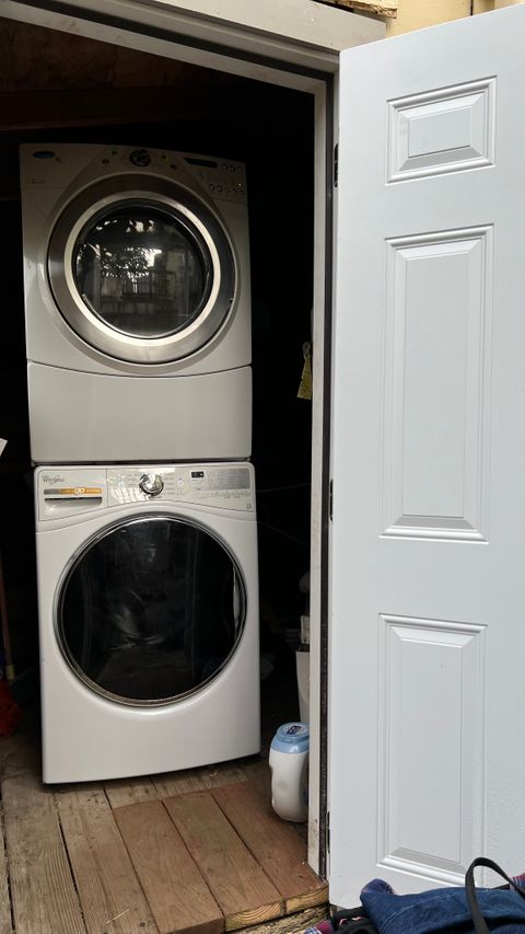 Entire Place 2Bed.1Bath