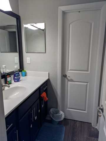 Private Room in 2Bed.2Bath