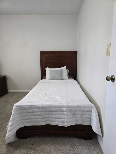 Private Room in 3Bed.2Bath