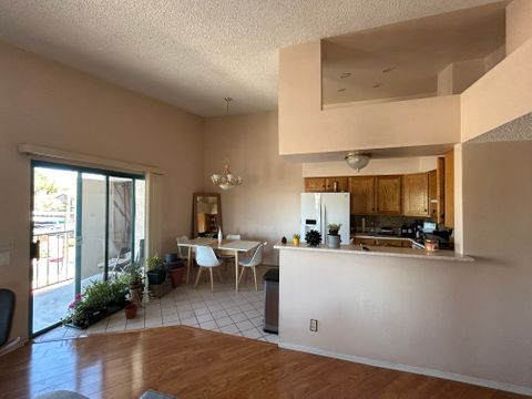 Private Room in 2Bed.2Bath