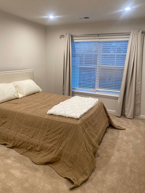 Private Room in 1Bed.1Bath