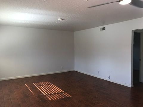 Entire Place 2Bed.1Bath