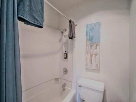 Private Room in 2Bed.2Bath