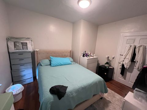 Private Room in 3Bed.1Bath