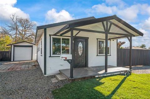 Entire Place 2Bed.1Bath
