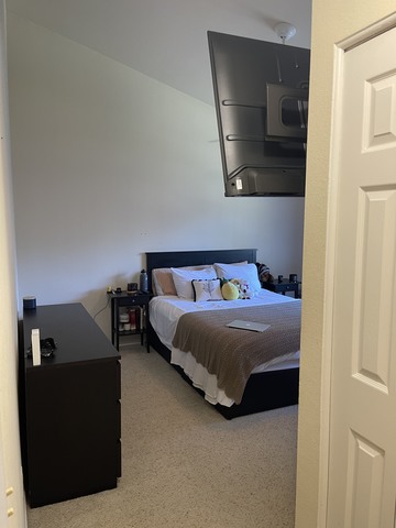 Private Room in 2Bed.2Bath