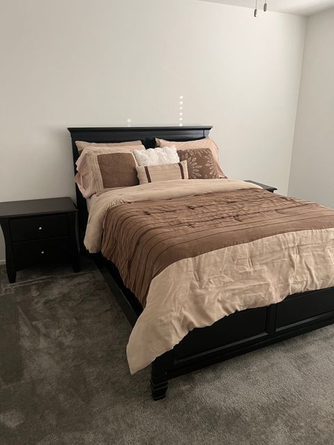 Private Room in 3Bed.2.5Bath