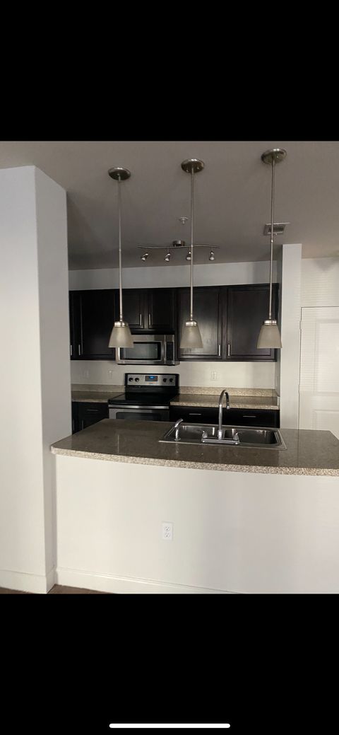 Private Room in 2Bed.2Bath