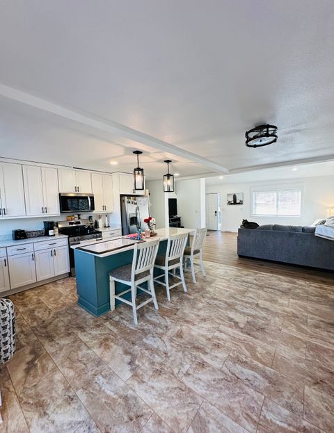 Private Room in 3Bed.2Bath