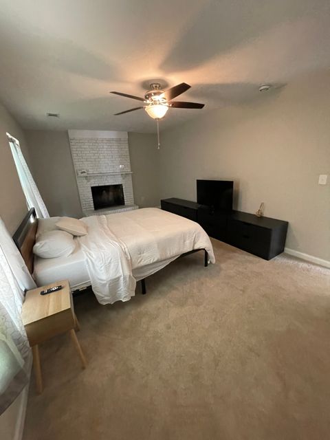Private Room in 2Bed.2Bath