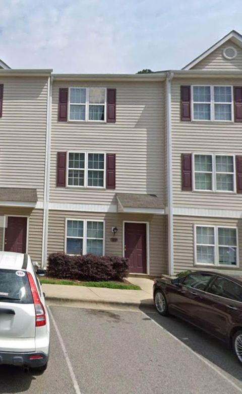 Entire Place 3Bed.3.5Bath