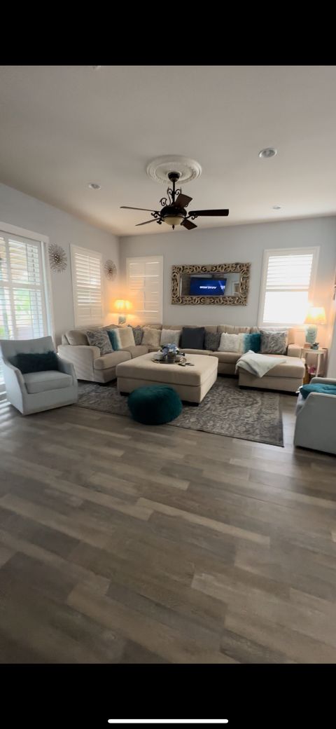 Private Room in 1Bed.4Bath