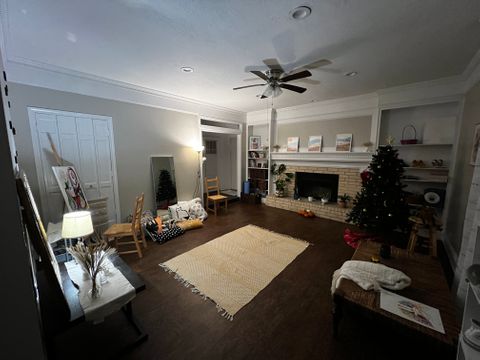 Private Room in 3Bed.3Bath