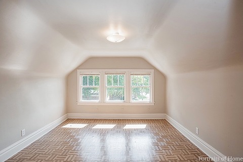 Private Room in 3Bed.1Bath