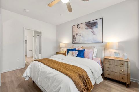 Private Room in 2Bed.2Bath