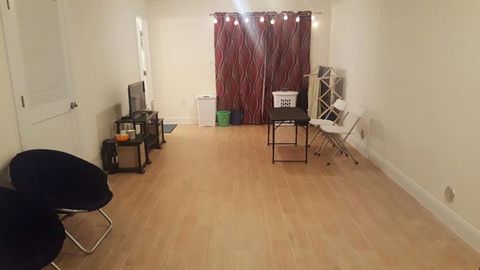 1 bed room available in a 3 BHK