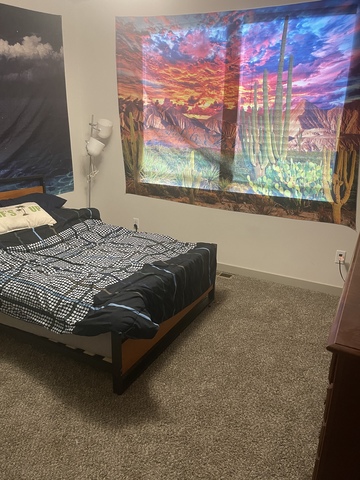 Private Room in 3Bed.2Bath