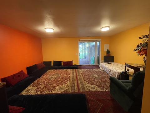 Private Room in 1Bed.1Bath