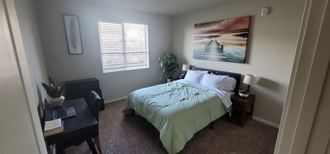Private Room in 2Bed.2Bath