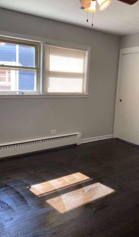 Private Room in 3Bed.1Bath