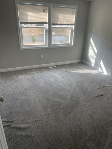 Private Room in 3Bed.3Bath