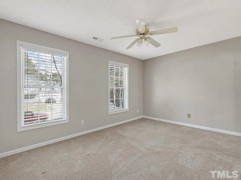 Private Room in 3Bed.2Bath