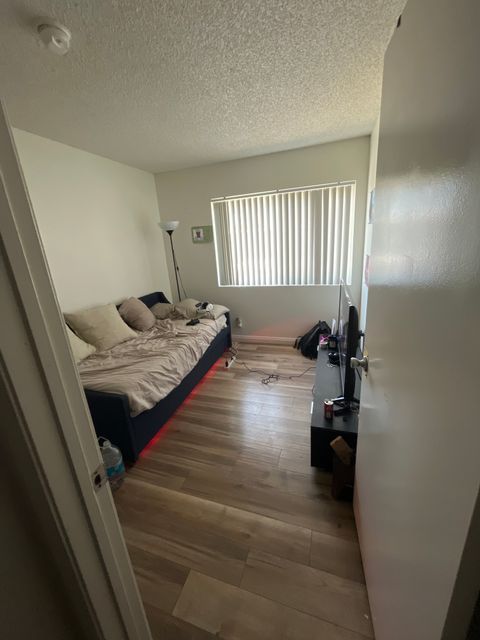 Private Room in 2Bed.1Bath