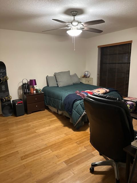 Room2Bed.2Bath