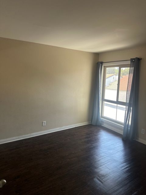 Room2Bed.2Bath