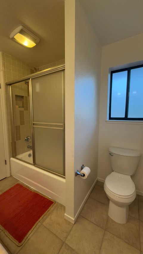 Private Room in 3Bed.2Bath